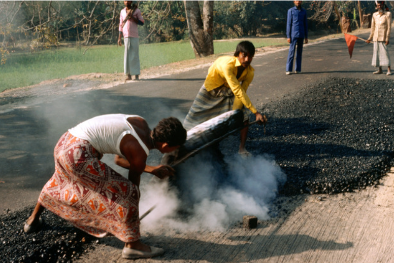 সড়ক অবকাঠামো উন্নয়ন কাজ